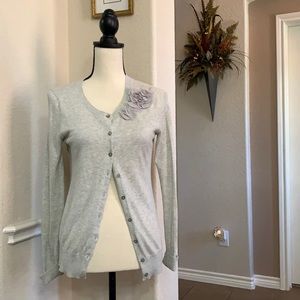 Old Navy gray button down cardigan sweater